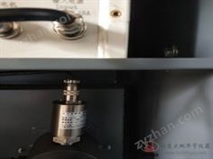 200噸混凝土壓力測試機(jī)壓縮強(qiáng)度壓力試驗(yàn)機(jī)