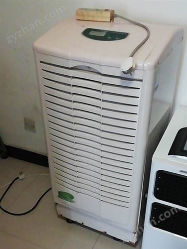 �ƶ���ʪ��